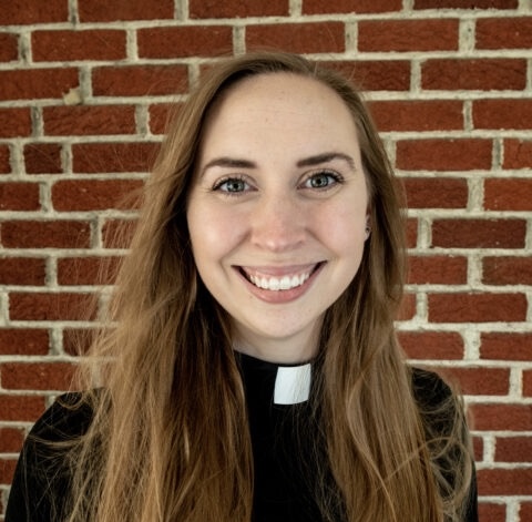 Rev. Zoe Garry